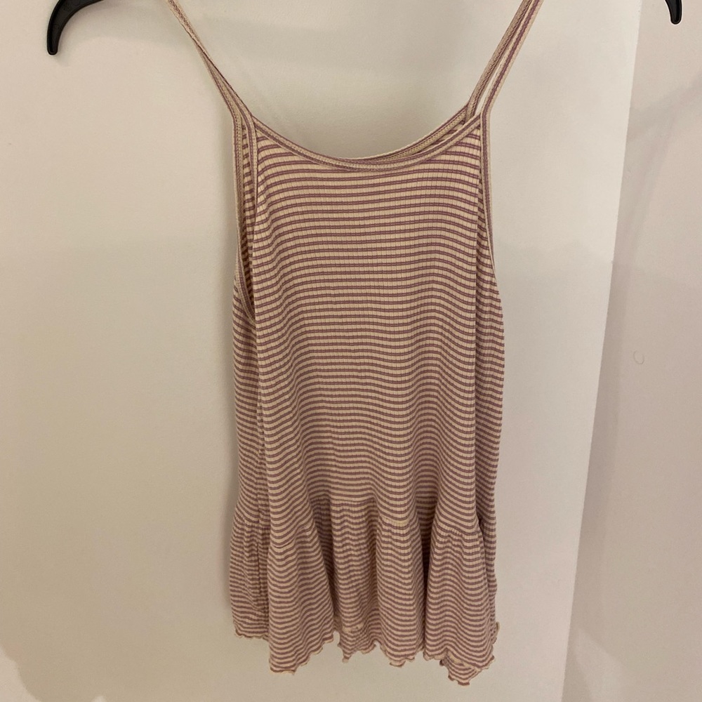 American Eagle ruffle tank!!